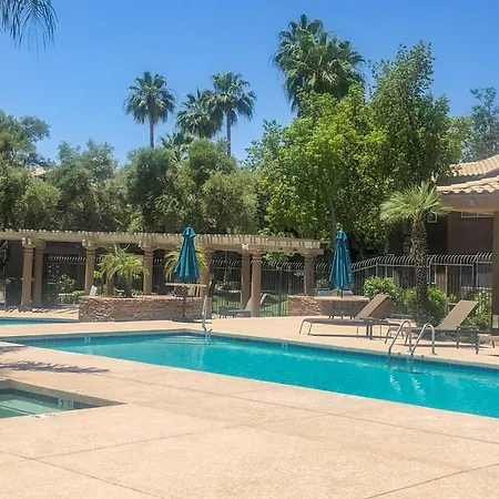 Scottsdale Condo With Pool Walk To Kierland Resort